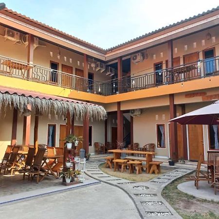 Asta Homestay Karimunjawa Kültér fotó